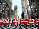 Kerstmannen-in-New-York.webp