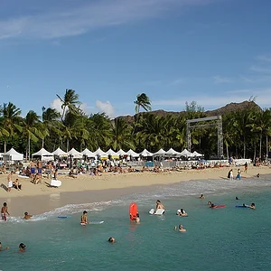 Hawaii - Honolulu - Waikiki beach