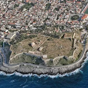 fortezza vanuit de lucht